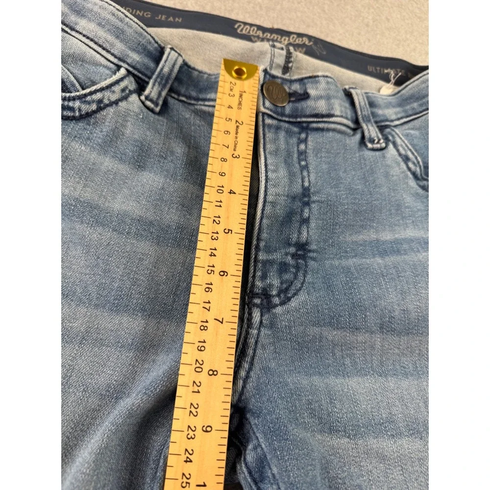 Wrangler Willow Ultimate Riding Jeans Light Wash Bootcut Denim 9x36 10WRW60AR
